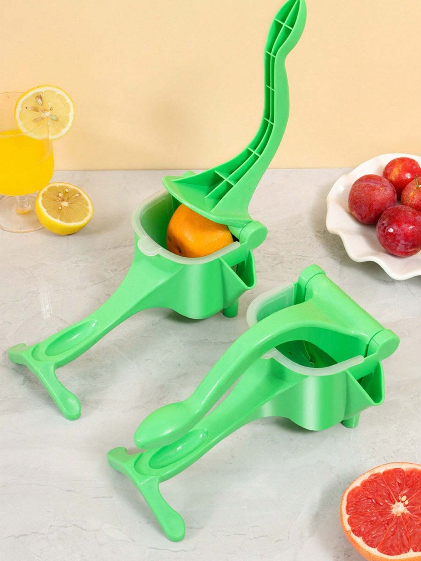 Handheld Juicer